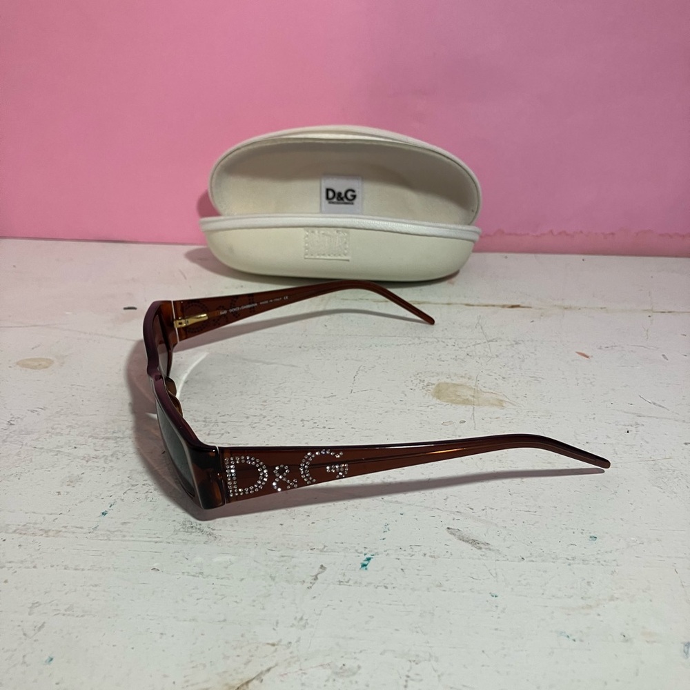 D&G Rectangular Brown Frame Sunglasses with White… - image 3